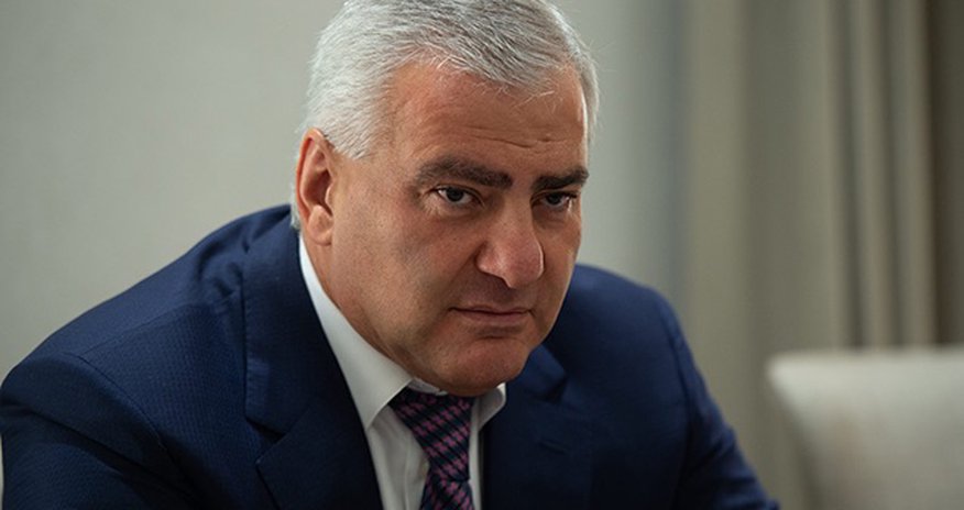 Karapetyanın ev dustaqlığı müddəti uzadılıb Karapetyanın ev dustaqlığı müddəti uzadılıb