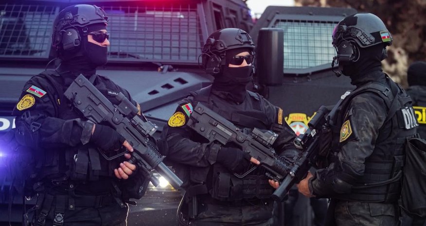 Polis əməkdaşlarına silahlı müqavimət göstərən şəxs zərərsizləşdirildi Polis əməkdaşlarına silahlı müqavimət göstərən şəxs zərərsizləşdirildi