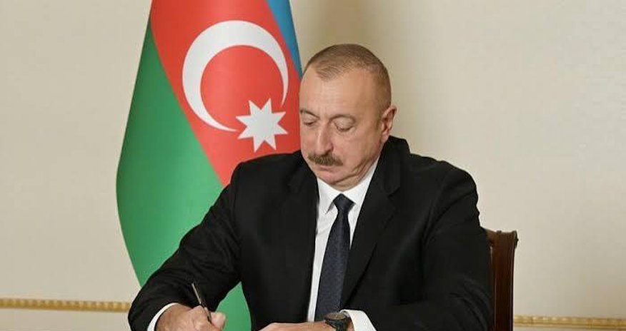 Сотрудникам прокуратуры Азербайджана присвоены высшие специальные и воинские звания Сотрудникам прокуратуры Азербайджана присвоены высшие специальные и воинские звания