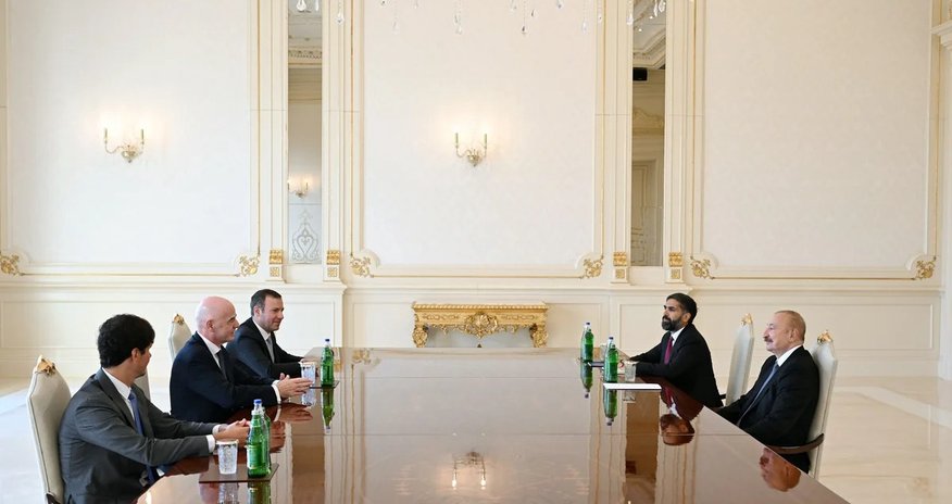 İlham Əliyev FIFA prezidenti Canni İnfantinonu qəbul edib İlham Əliyev FIFA prezidenti Canni İnfantinonu qəbul edib