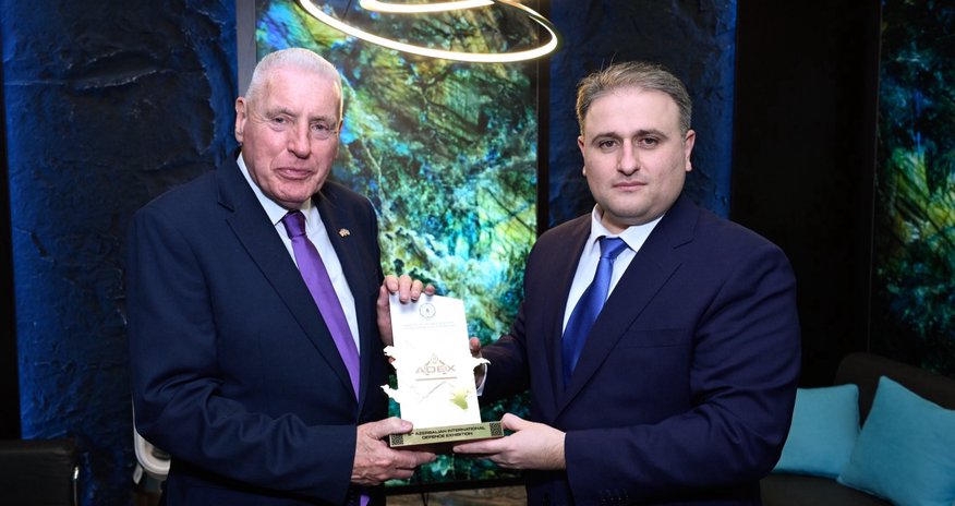 Азербайджан и Великобритания укрепляют военное партнерство Азербайджан и Великобритания укрепляют военное партнерство