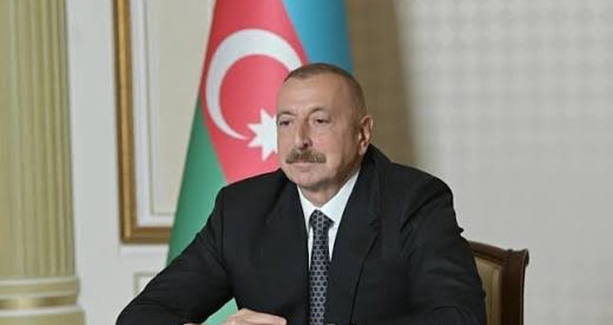 İlham Əliyev İraq prezidentini milli bayram münasibətilə təbrik edib İlham Əliyev İraq prezidentini milli bayram münasibətilə təbrik edib