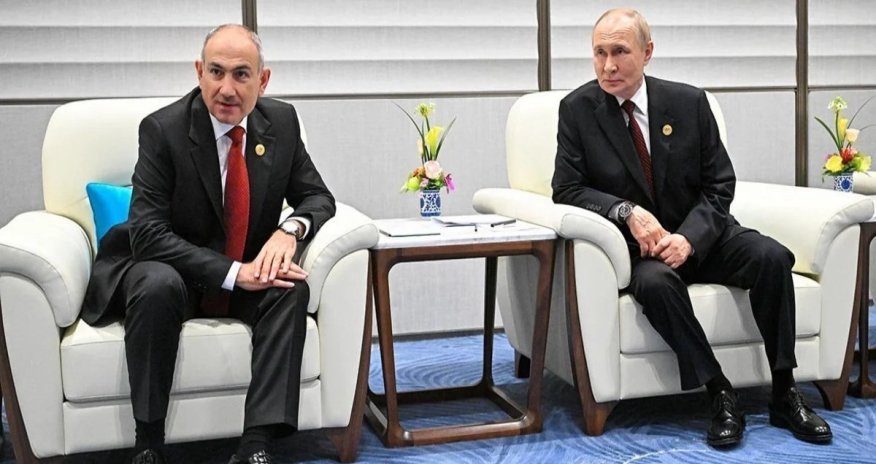 Пашинян и Путин провели телефонный разговор Пашинян и Путин провели телефонный разговор