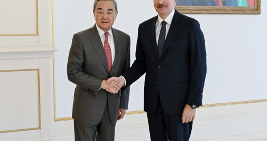 İlham Əliyev Çinin xarici işlər nazirini qəbul edib İlham Əliyev Çinin xarici işlər nazirini qəbul edib