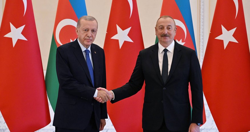Ərdoğan Azərbaycanı Müstəqilliyin Bərpası Günü münasibətilə təbrik edib Ərdoğan Azərbaycanı Müstəqilliyin Bərpası Günü münasibətilə təbrik edib