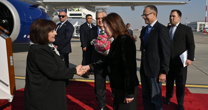 Sahibə Qafarova Qırğız Respublikasında səfərdədir Sahibə Qafarova Qırğız Respublikasında səfərdədir