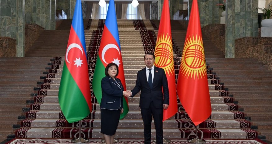 Sahibə Qafarova Qırğızıstan parlamentinin sədri ilə görüşüb Sahibə Qafarova Qırğızıstan parlamentinin sədri ilə görüşüb