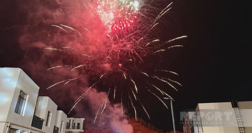 В связи с Днём города Зангилан состоялся праздничный салют В связи с Днём города Зангилан состоялся праздничный салют