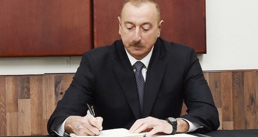 Алиев утвердил договор о союзнических отношениях с Кыргызстаном Алиев утвердил договор о союзнических отношениях с Кыргызстаном