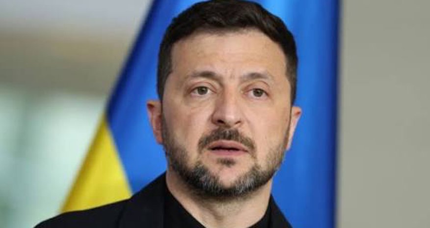 Trampın keçmiş müşaviri Zelenskini istefaya çağırıb Trampın keçmiş müşaviri Zelenskini istefaya çağırıb